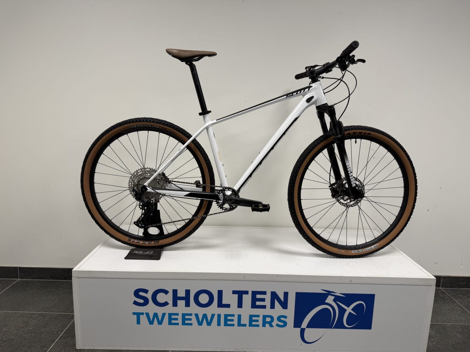 Scott Scale 965